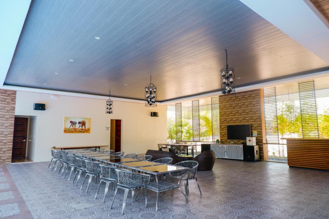 Armando'S Garden Resort And Restaurant Anao Εξωτερικό φωτογραφία
